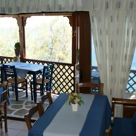 Akropolis Aparthotel *