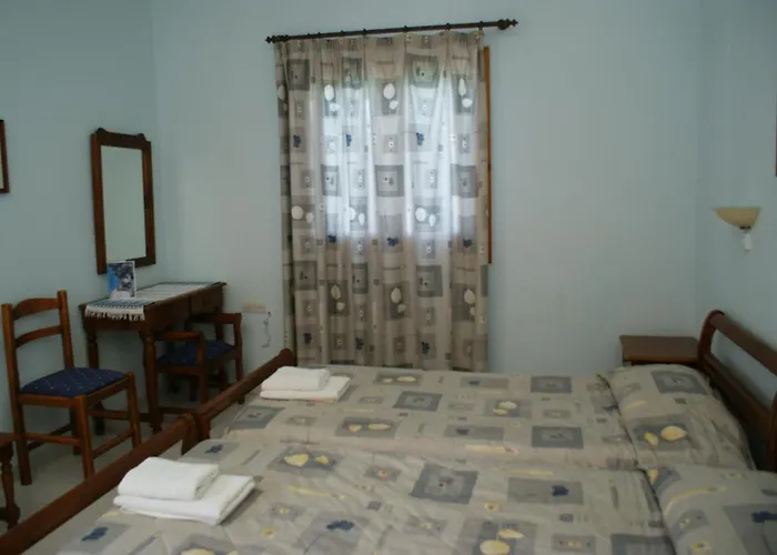 Aparthotel Akropolis Kyra Panagia